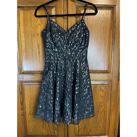 Trixxi Juniors Sz 3 Black and Silver Fit & Flare Dress Party Dance - Picture 6 of 14